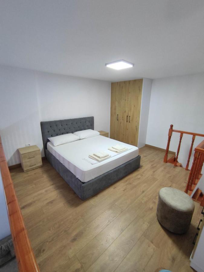Rose Apartment Саранда Экстерьер фото