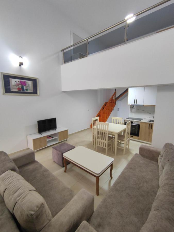 Rose Apartment Саранда Экстерьер фото